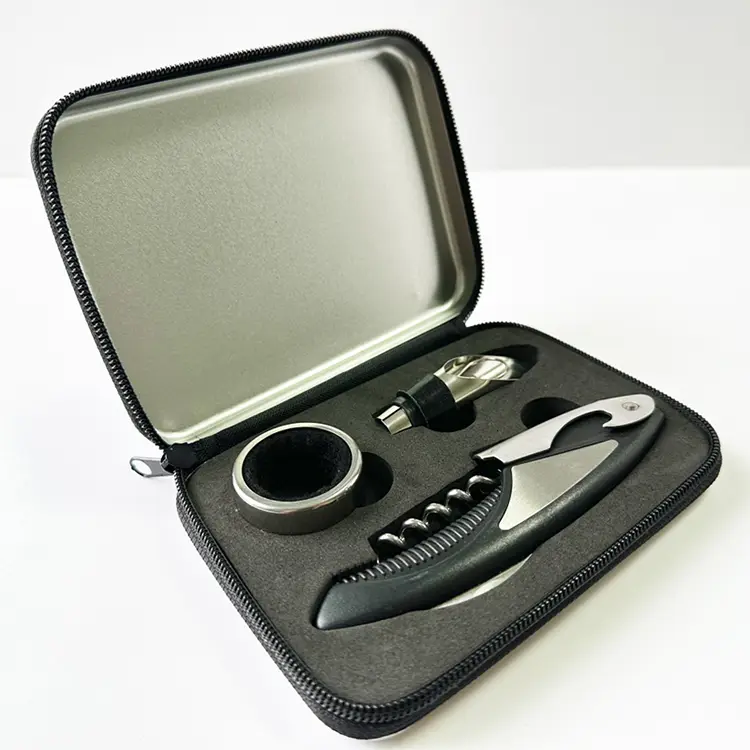 Zipper style lata box wine set